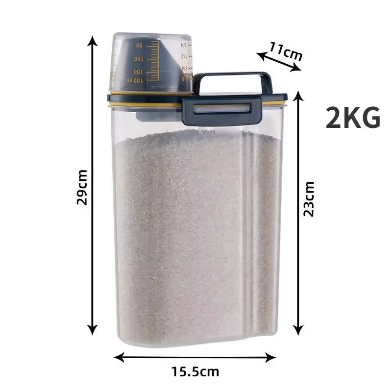 Sealed Pet Food Plastic Storage Tank with Measuring Cup