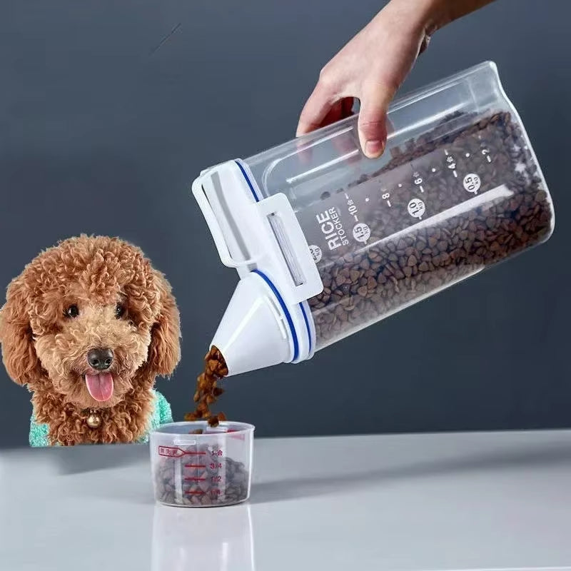 Sealed Pet Food Plastic Storage Tank with Measuring Cup