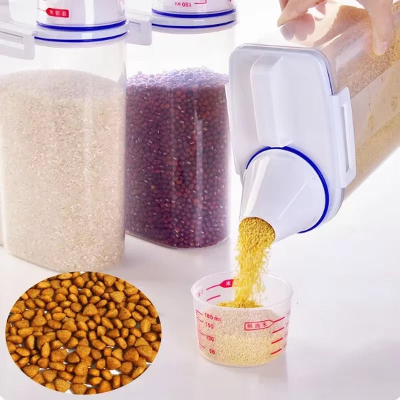 Sealed Pet Food Plastic Storage Tank with Measuring Cup 